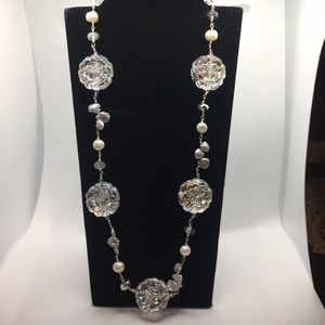 Aurora Borealis flower /Freshwater Pearls Necklace